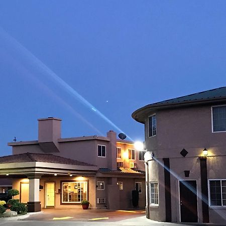 Yosemite Parkway Hotel Merced Exterior photo