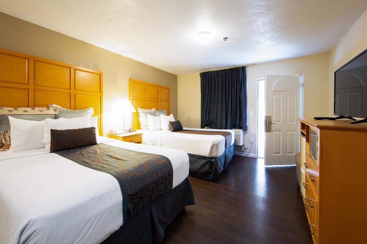 Yosemite Parkway Hotel Merced Exterior photo